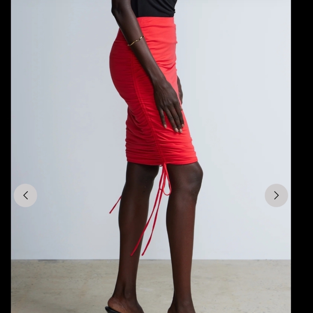 NewYork & Company Brand New Ruched Skirt Sz XXL - Picture 2 of 4